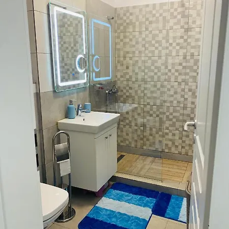 דירה Emi Apartments Mamaia
