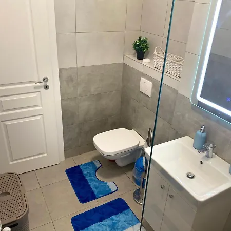דירה Emi Apartments Mamaia