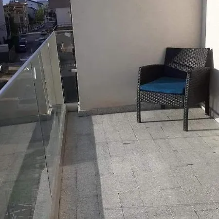 Emi Apartments Mamaia דירה